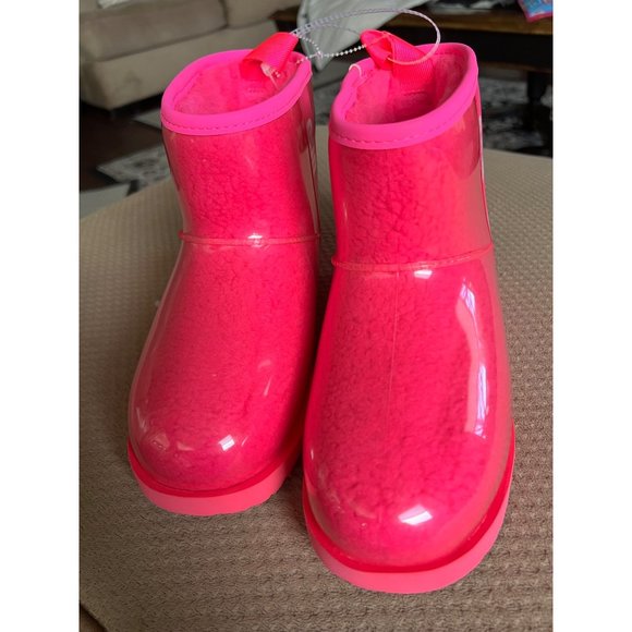 UGG Women's Classic Clear Mini Winter Boots -‎ NWOT - Size 6 - Picture 3 of 7